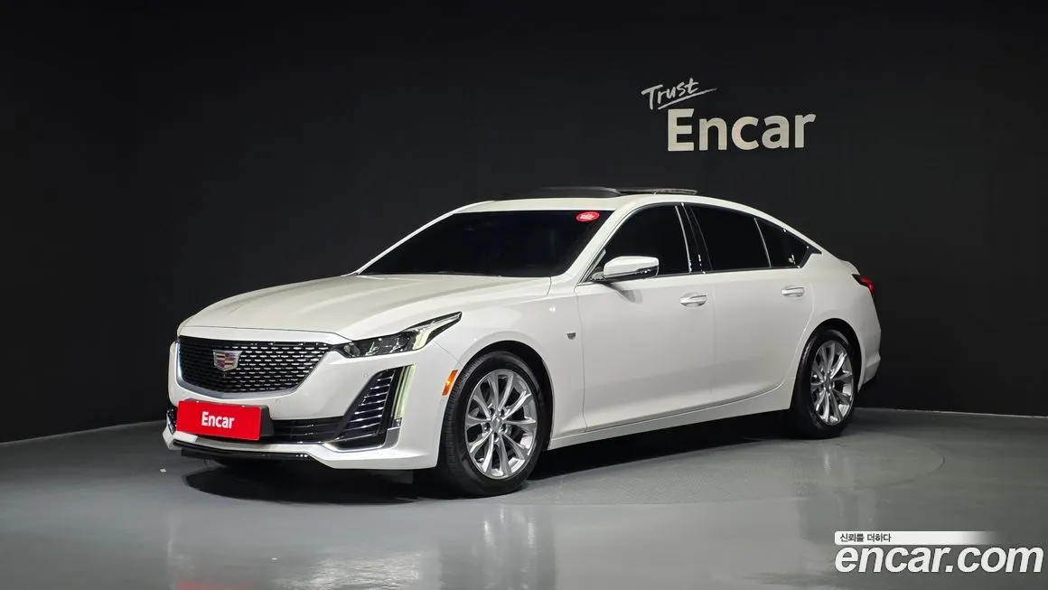 Cadillac CT5 — фото 1
