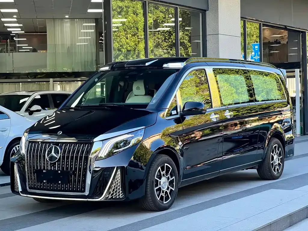 Mercedes-Benz Vito — фото 1