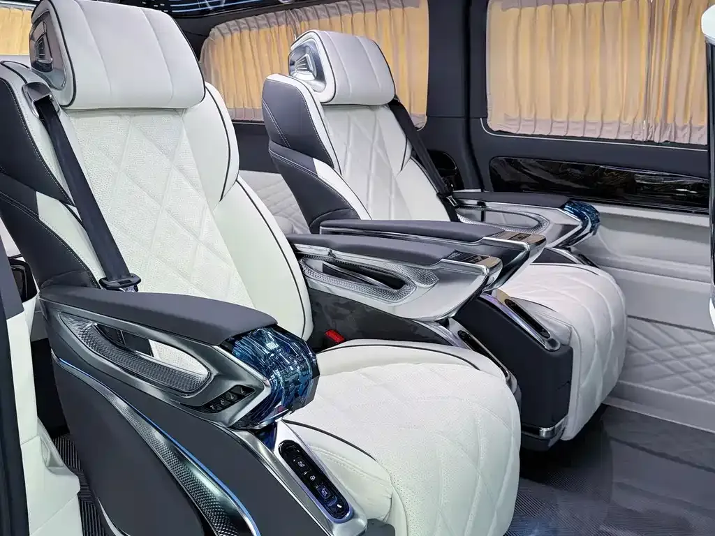 Mercedes-Benz Vito — фото 10