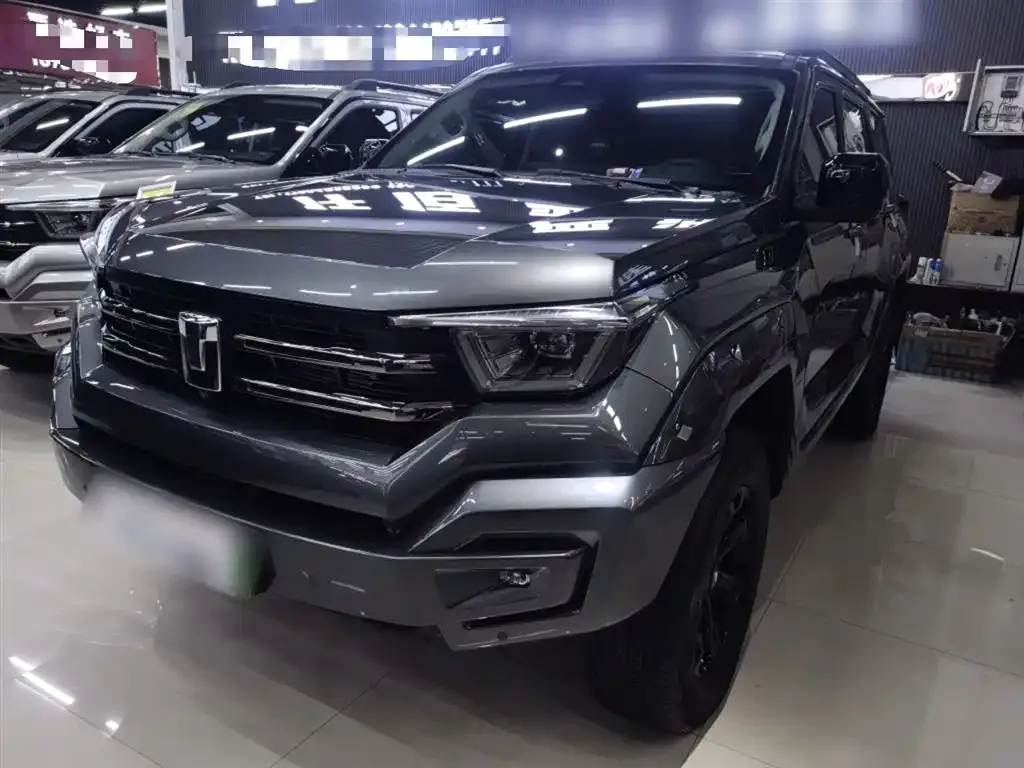 Tank 400 New Energy — фото 1