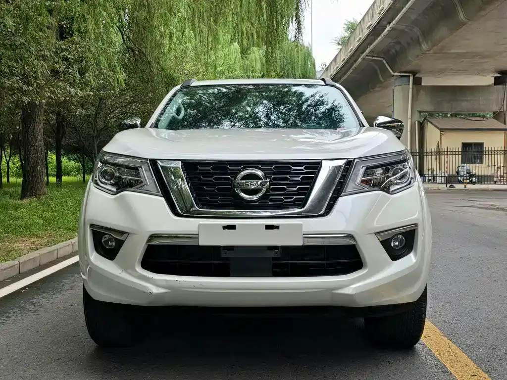 Nissan Terra — фото 2