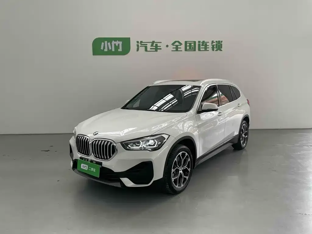 BMW X1 — фото 1