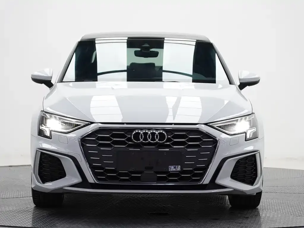 Audi A3 — фото 2