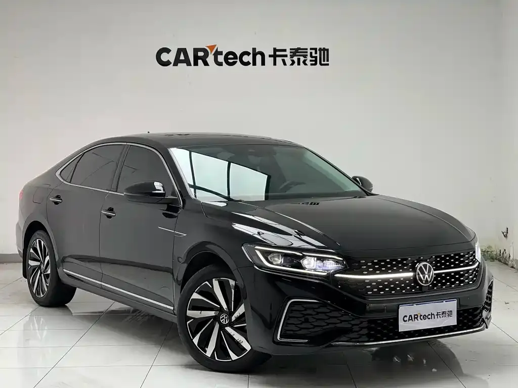 Volkswagen Passat — фото 2