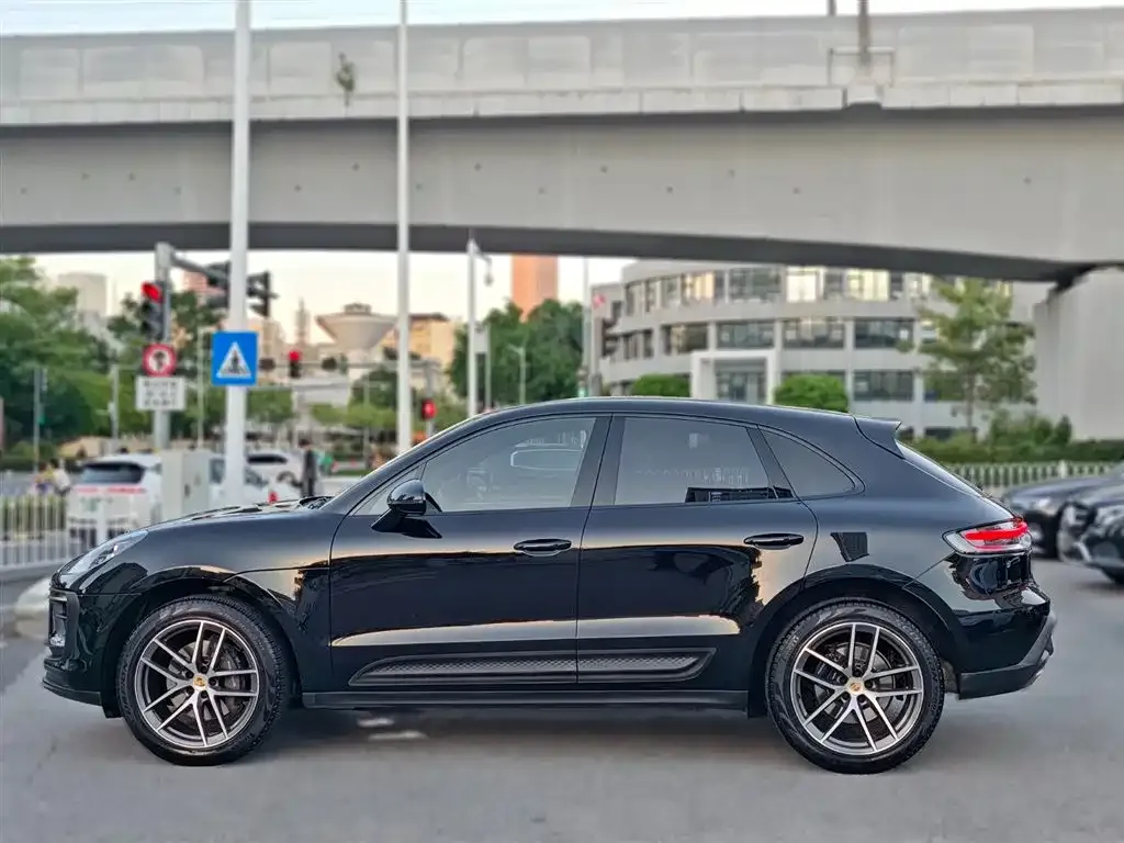 Porsche Macan — фото 3
