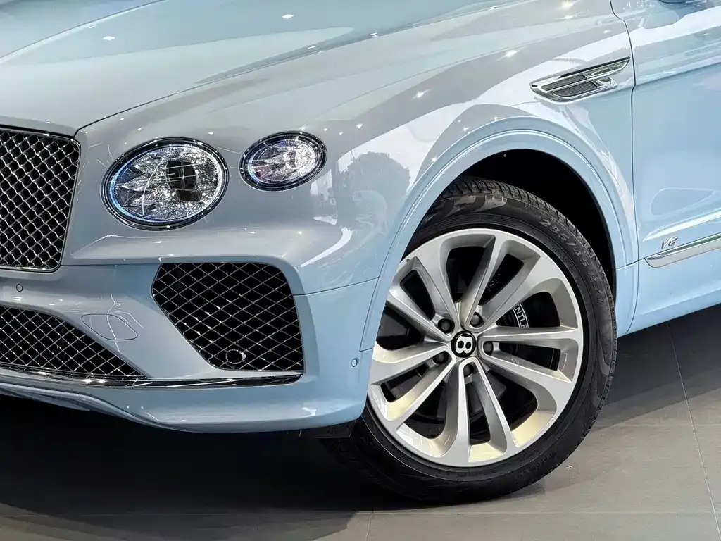 Bentley Bentayga — фото 4