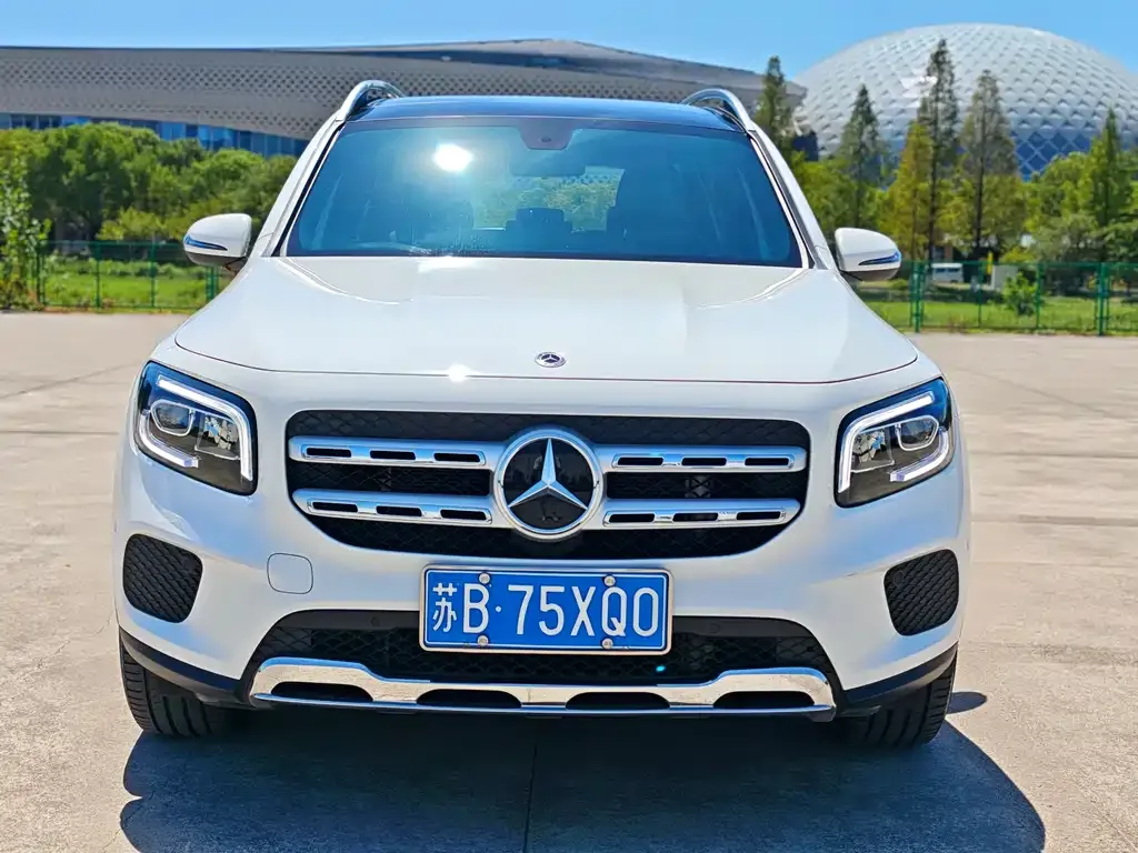 Mercedes-Benz GLB — фото 2