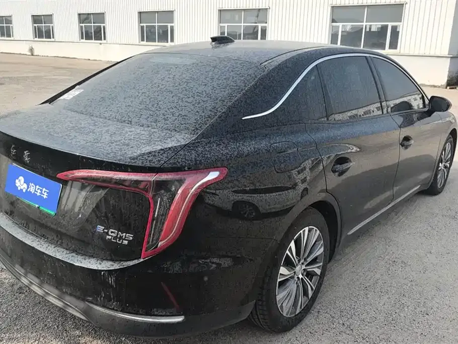 Hongqi E-QM5 — фото 3