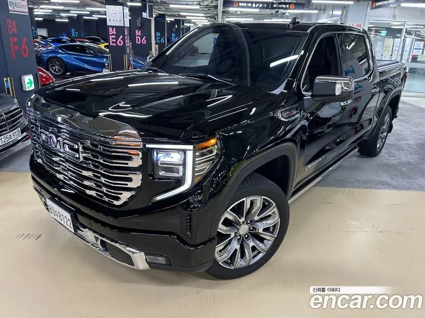 GMC Sierra — фото 1