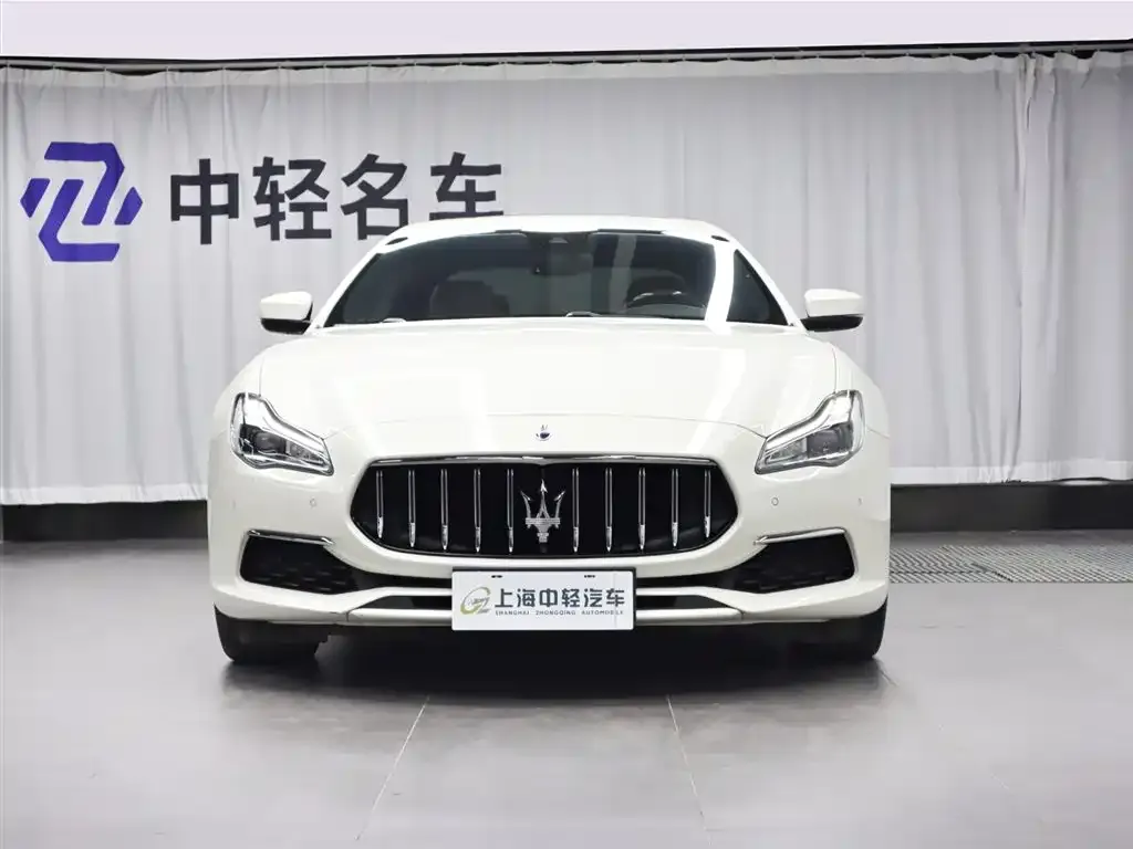 Maserati Quattroporte — фото 2