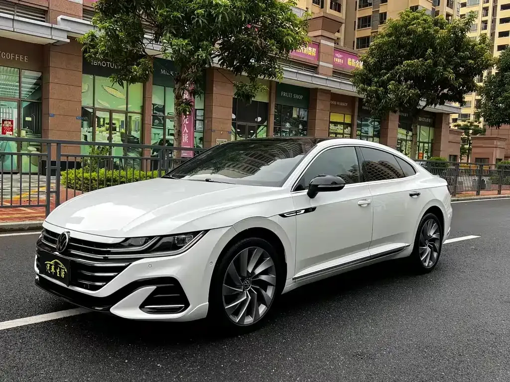 Volkswagen CC — фото 1