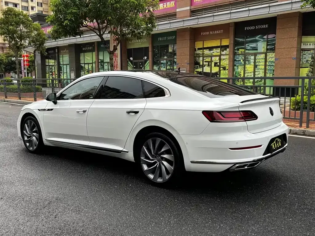 Volkswagen CC — фото 6