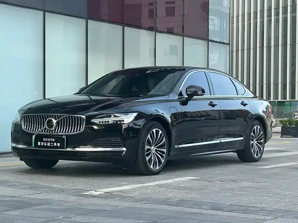 Volvo S90 PHEV — фото 1