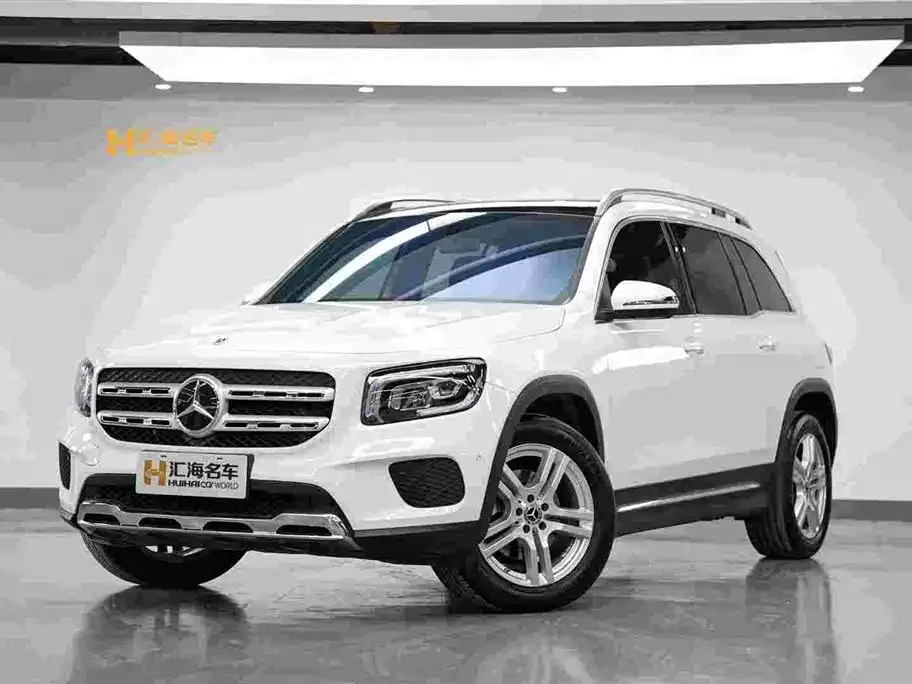 Mercedes-Benz GLB — фото 1