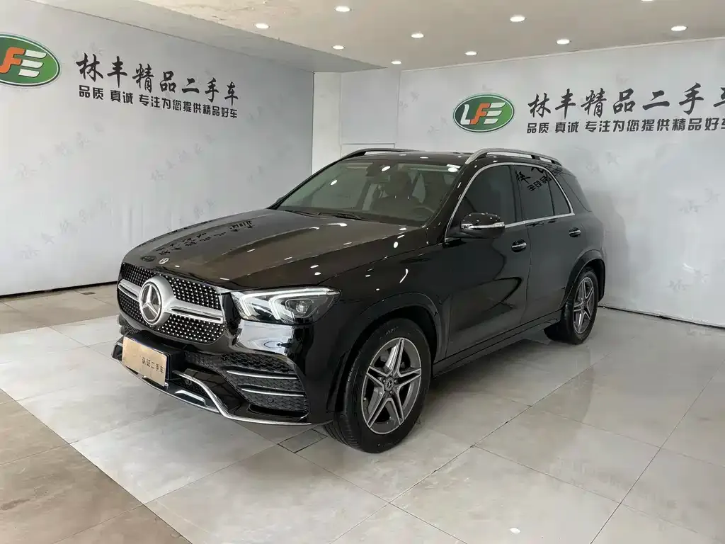 Mercedes-Benz GLE — фото 1