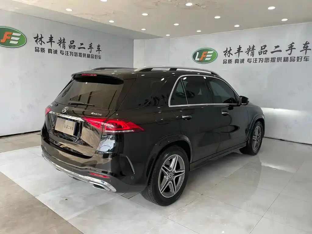 Mercedes-Benz GLE — фото 8
