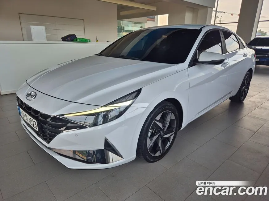 Hyundai AVANTE — фото 2