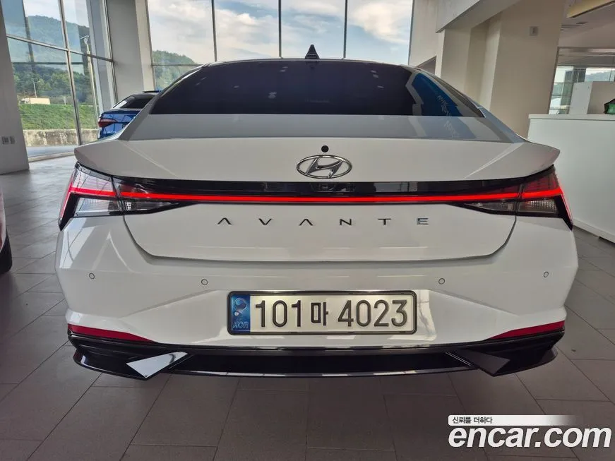 Hyundai AVANTE — фото 3