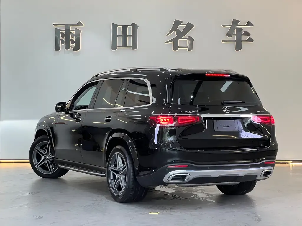 Mercedes-Benz GLS — фото 4