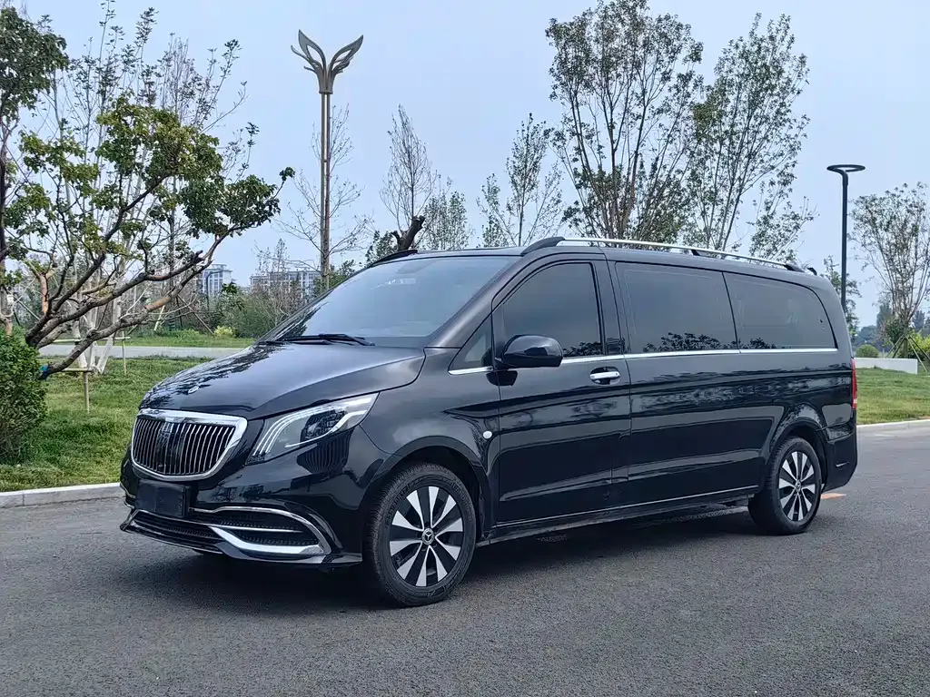 Mercedes-Benz Vito — фото 1