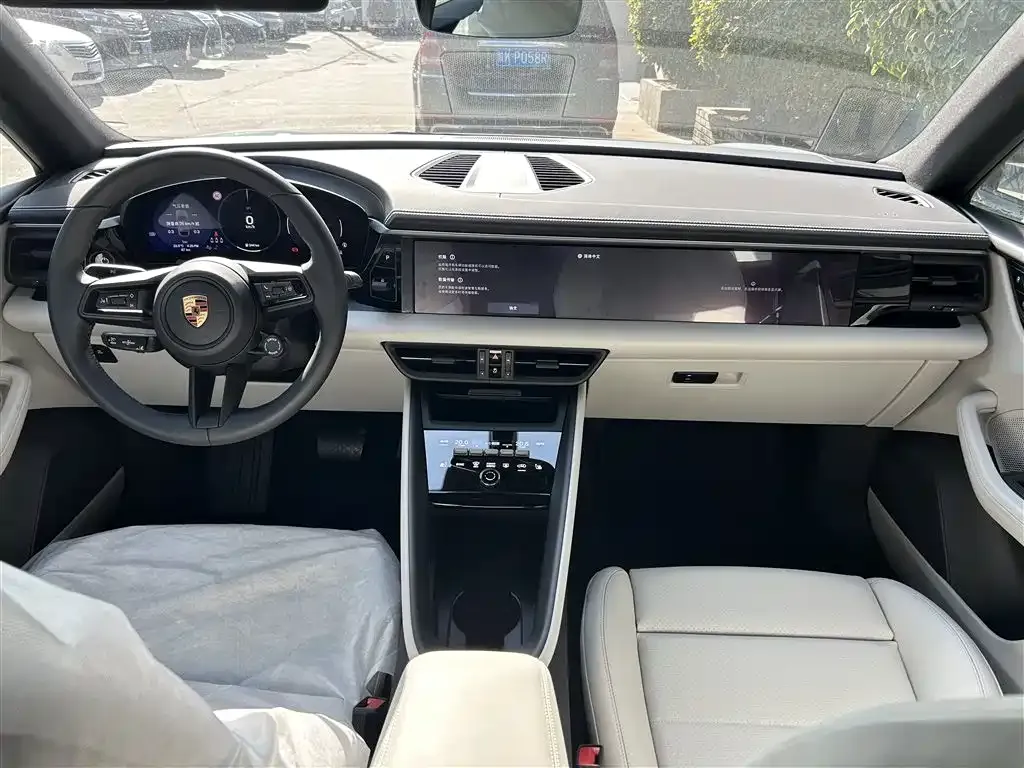 Porsche Macan EV — фото 8