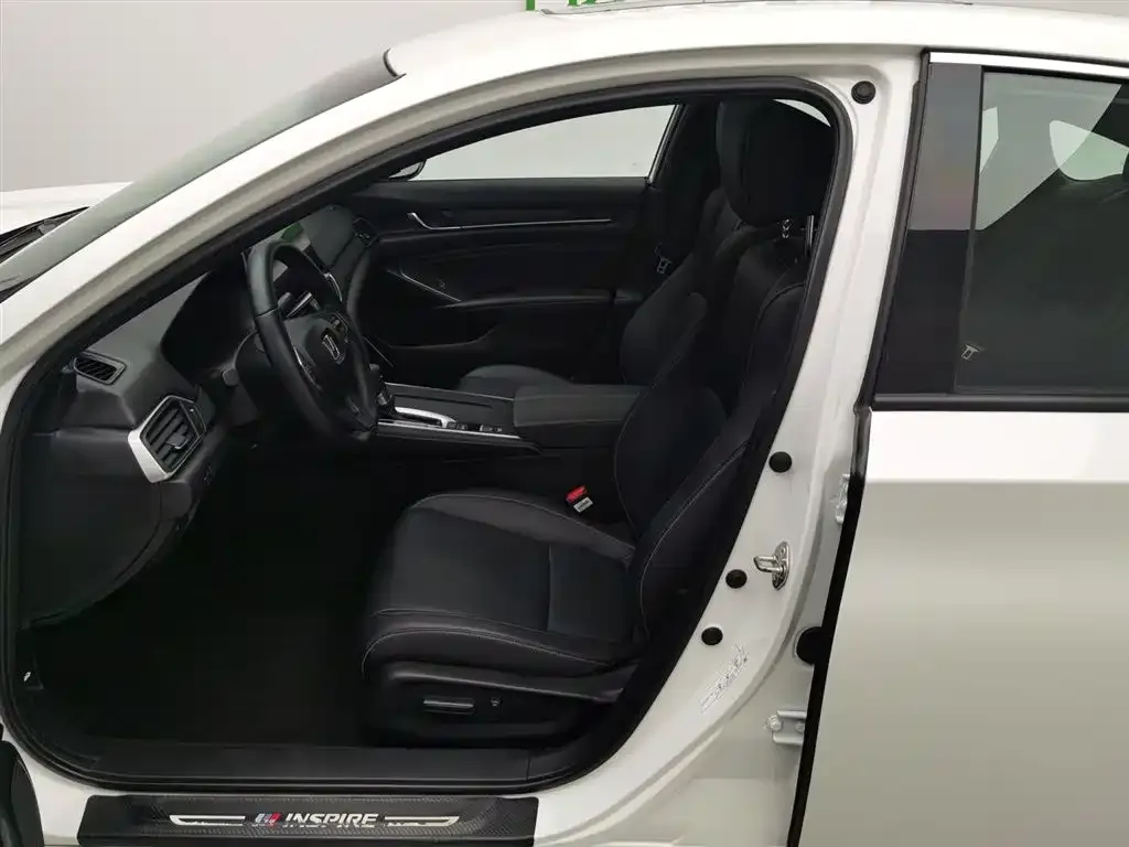 Honda Inspire — фото 10