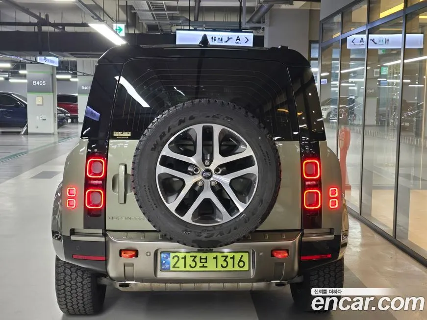 Land Rover Defender — фото 5