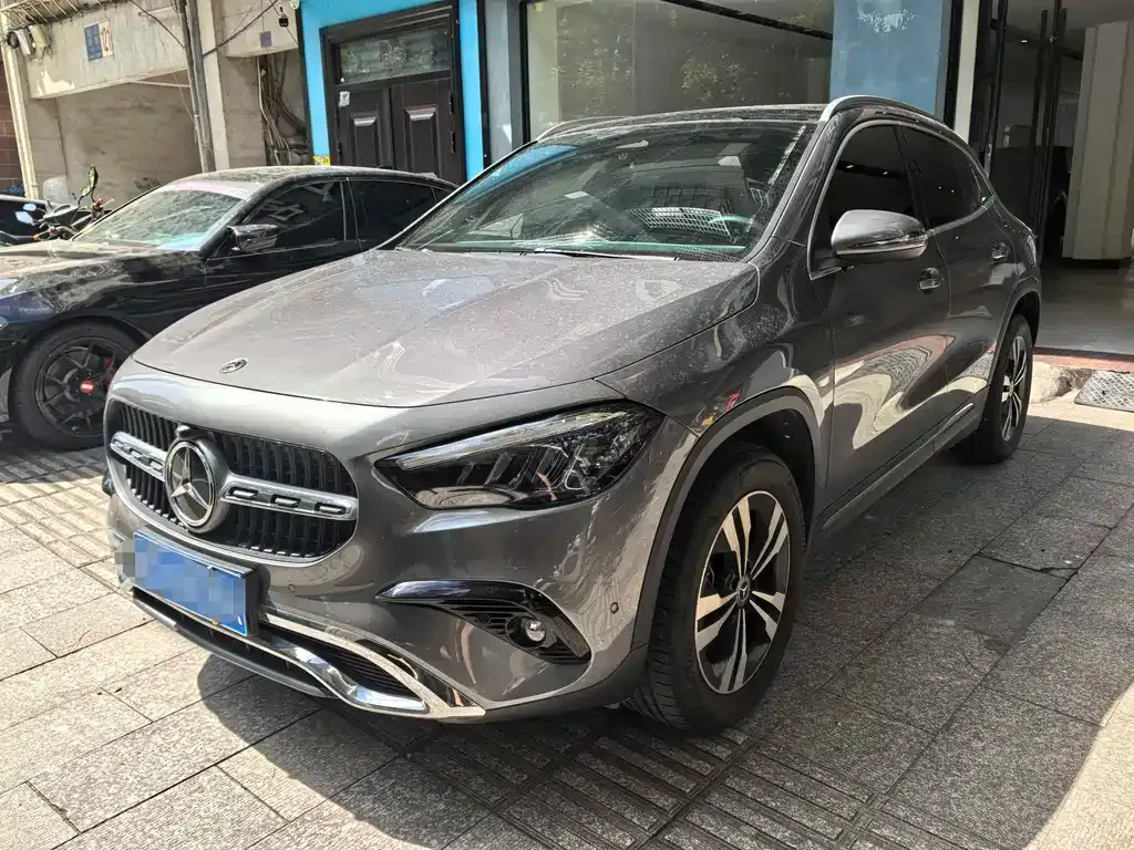 Mercedes-Benz GLA — фото 1