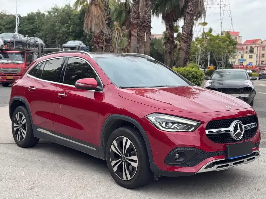 Mercedes-Benz GLA — фото 3