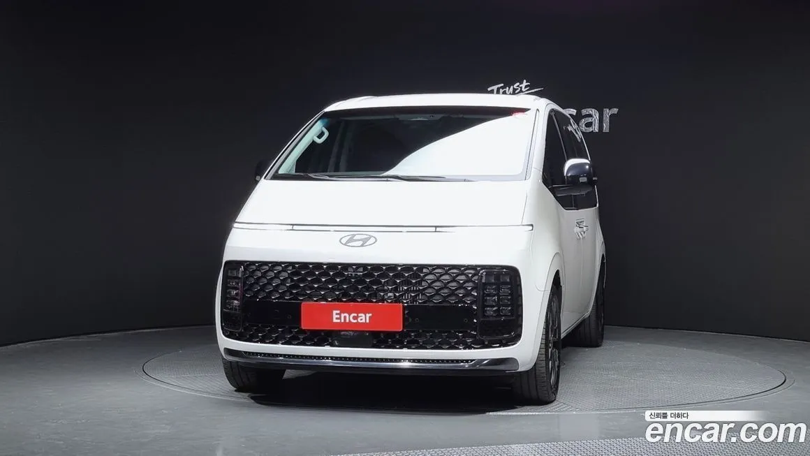 Hyundai Staria — фото 3