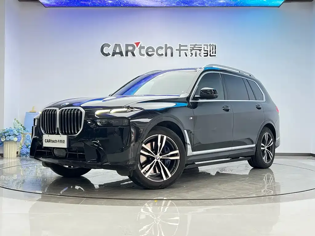BMW X7 — фото 1