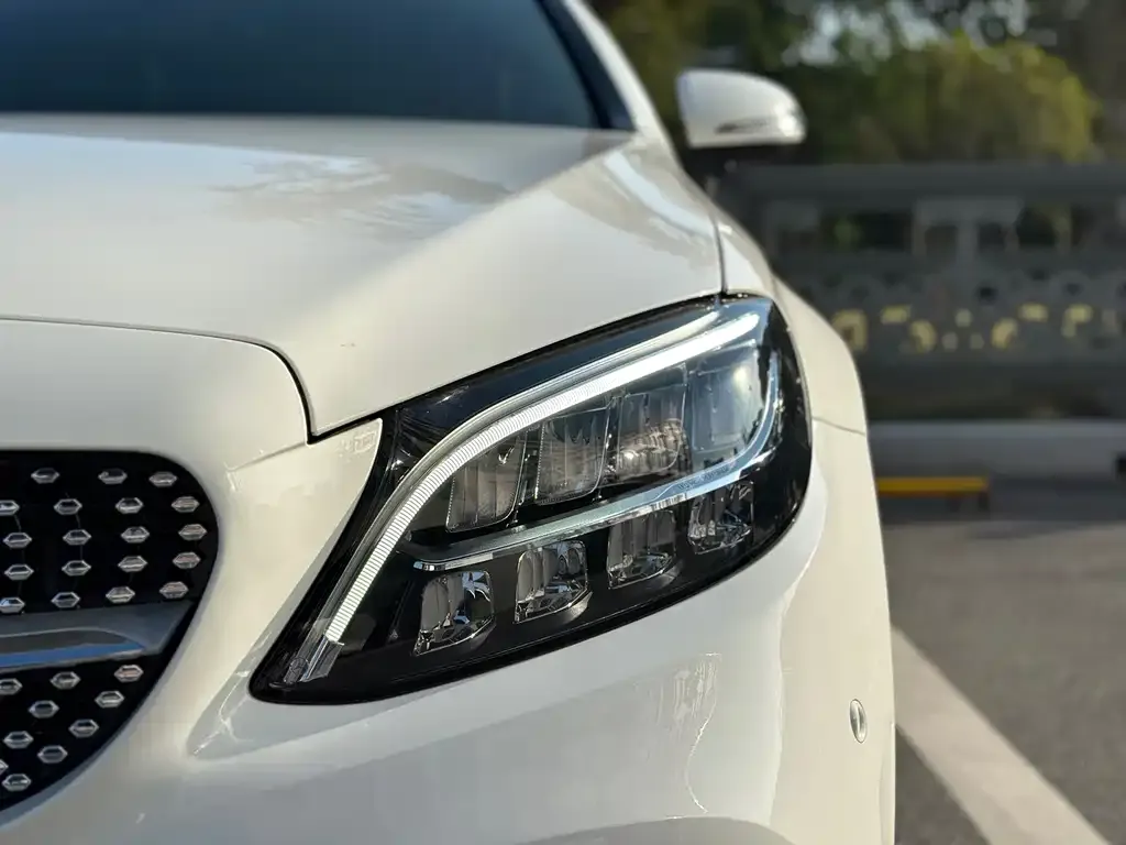 Mercedes-Benz C-Class (Import) — фото 6