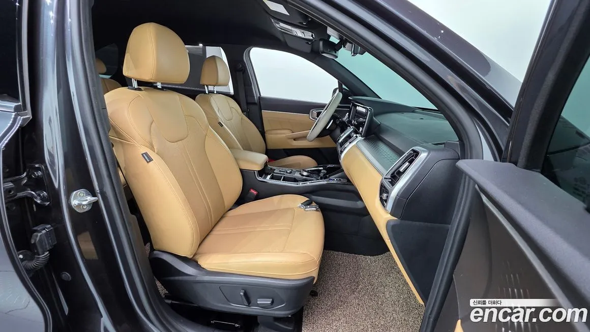 Kia Sorento — фото 10