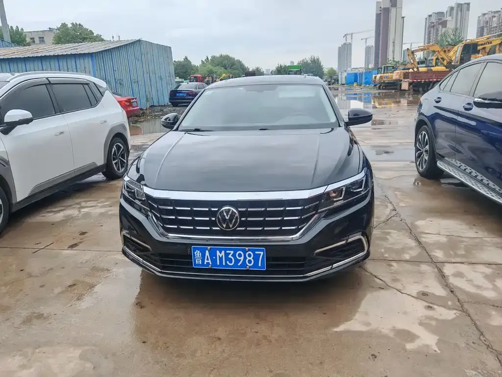 Volkswagen Passat — фото 2
