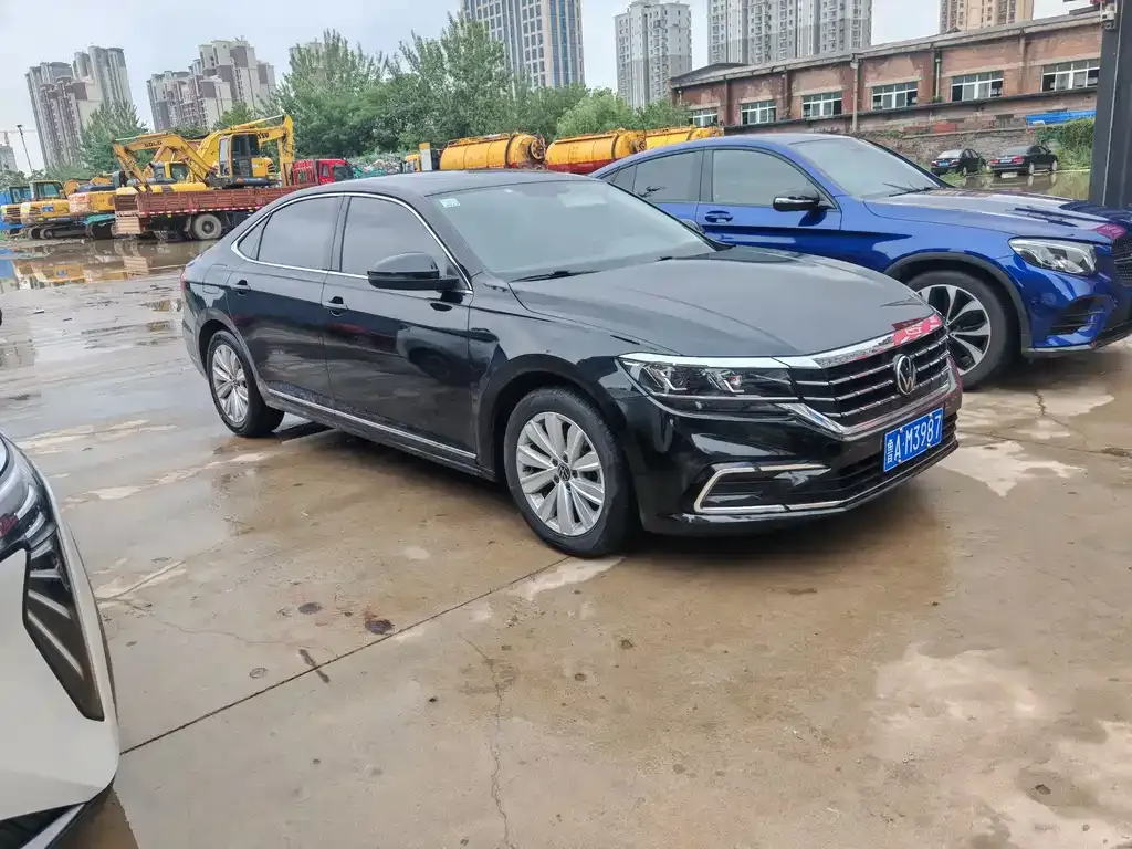 Volkswagen Passat — фото 3
