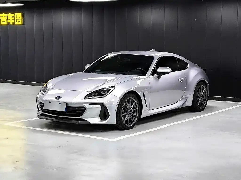 Subaru BRZ — фото 1