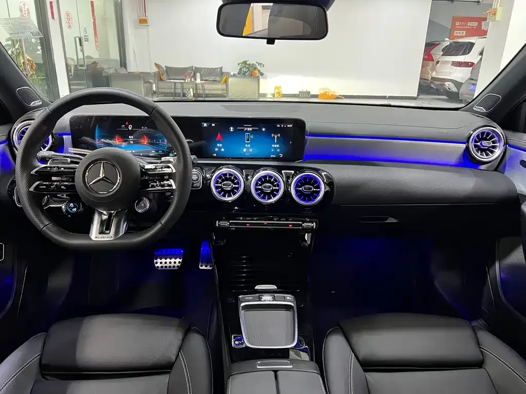 Mercedes-Benz A-Class AMG — фото 9