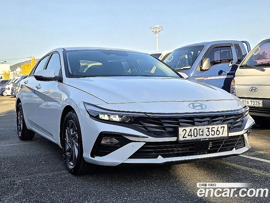 Hyundai AVANTE — фото 3
