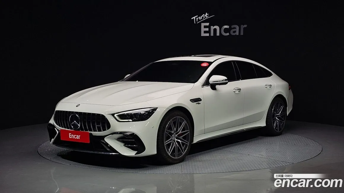 Mercedes-Benz AMG GT — фото 1