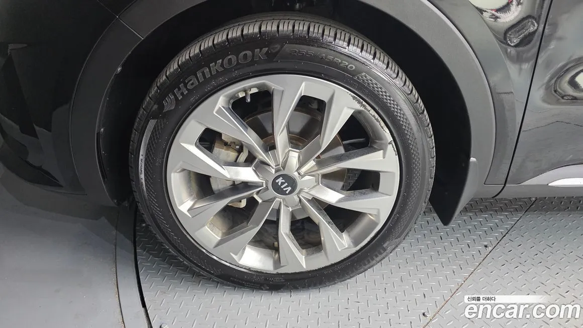 Kia Sorento — фото 5