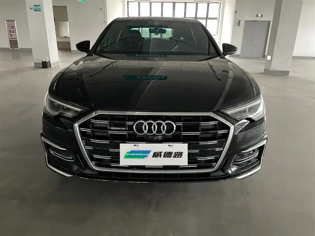 Audi A6L — фото 2