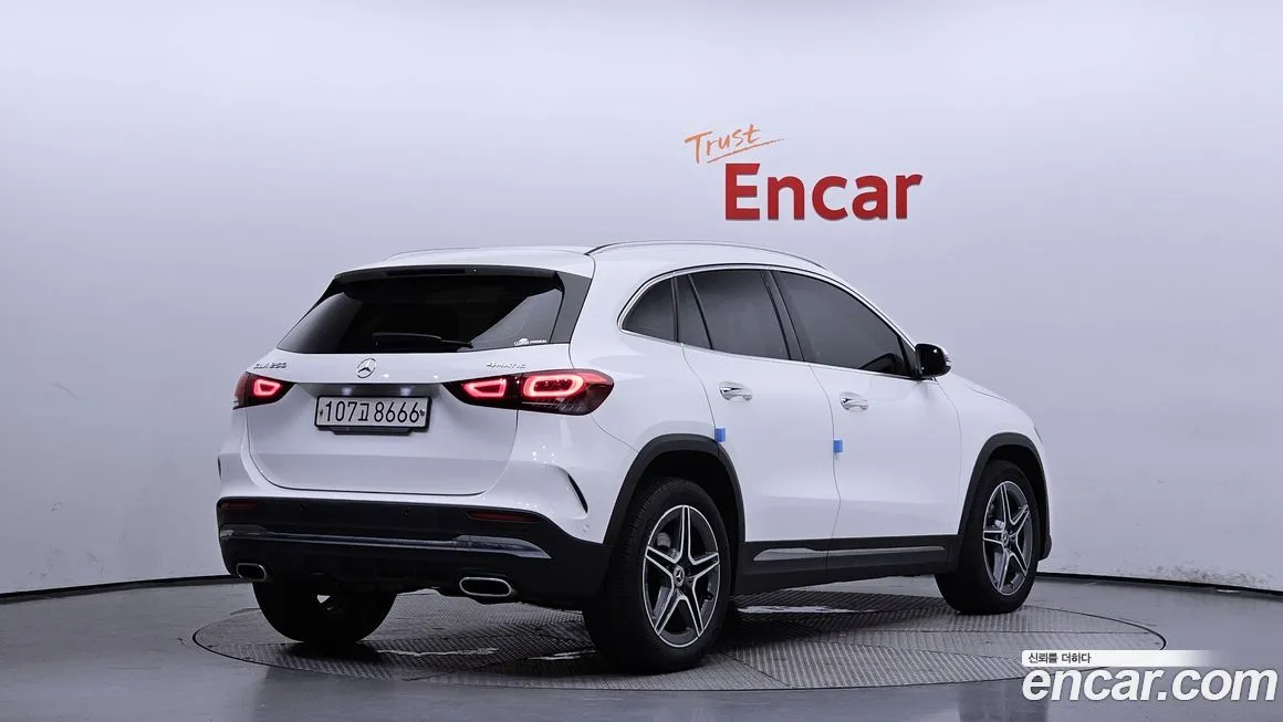 Mercedes-Benz GLA-Class — фото 2