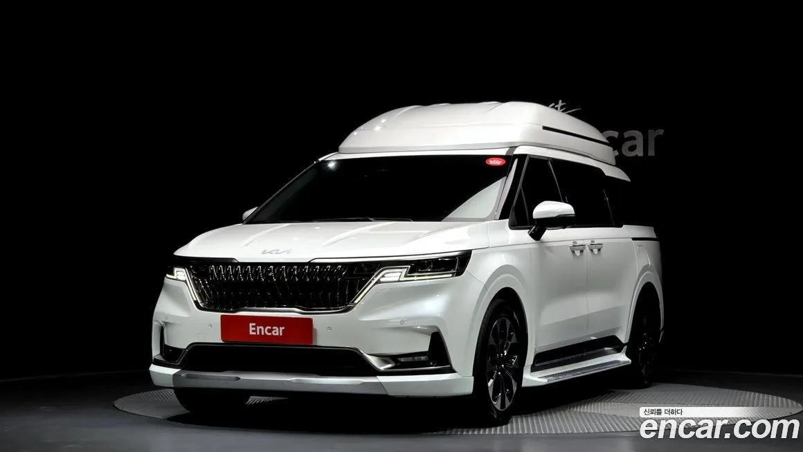 Kia Carnival — фото 1