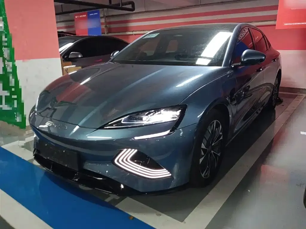 BYD Seal — фото 2