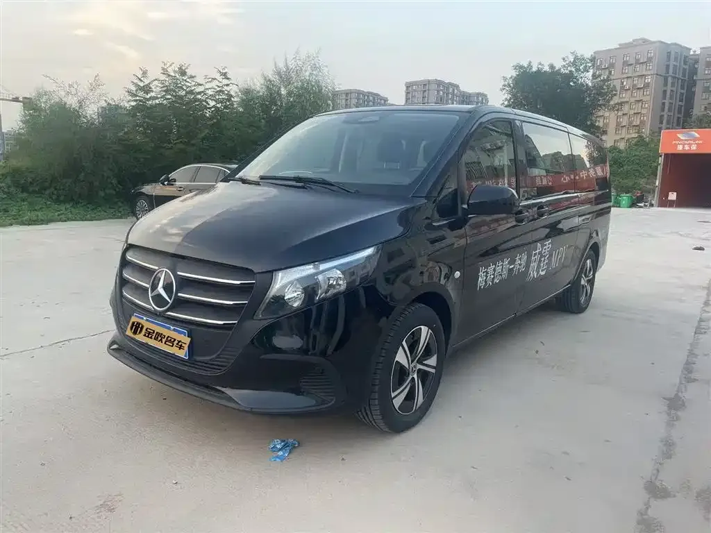Mercedes-Benz Vito — фото 1