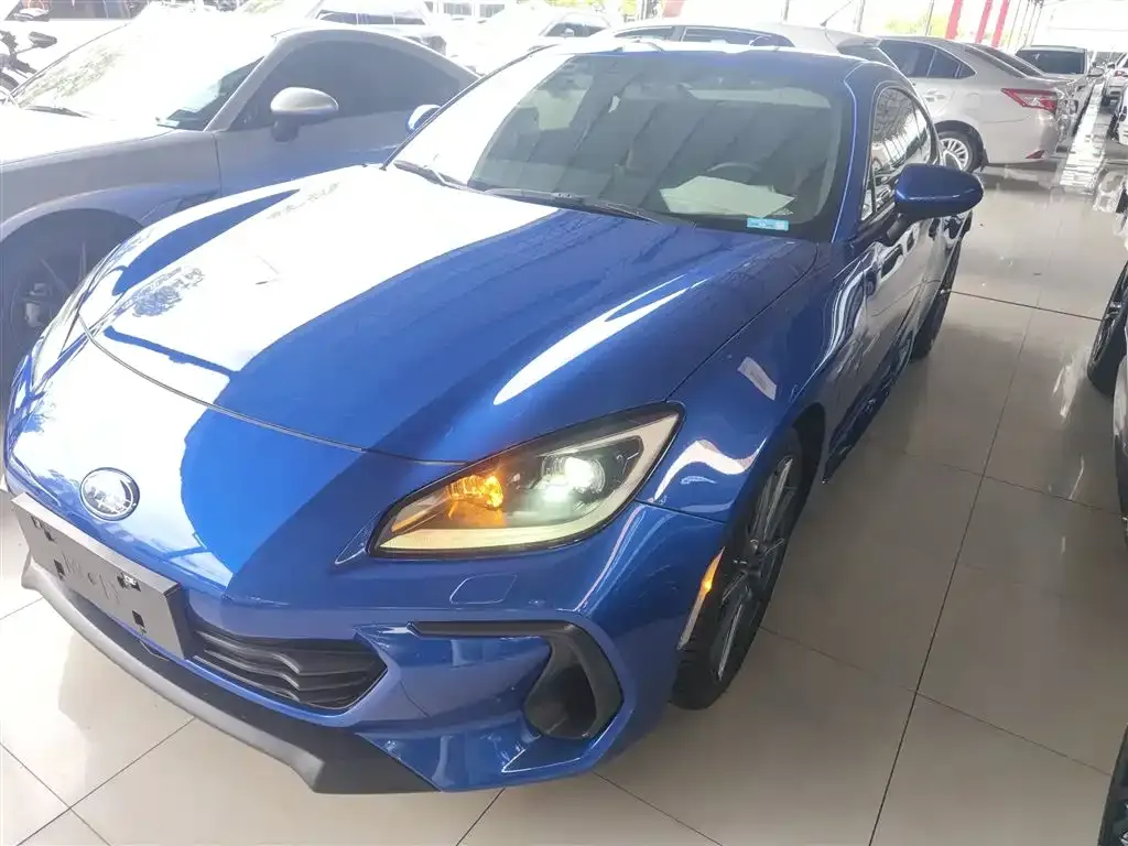 Subaru BRZ — фото 1