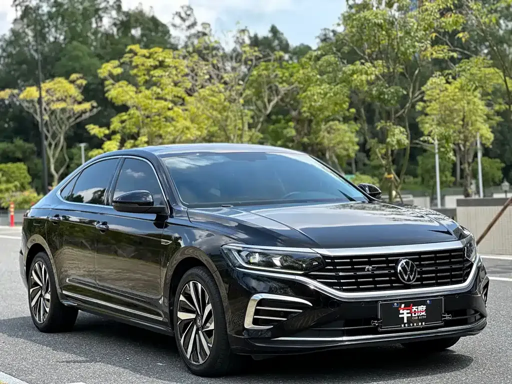 Volkswagen Passat — фото 3