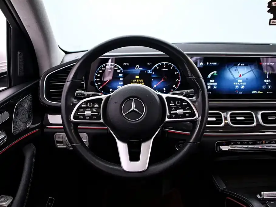 Mercedes-Benz GLE — фото 7