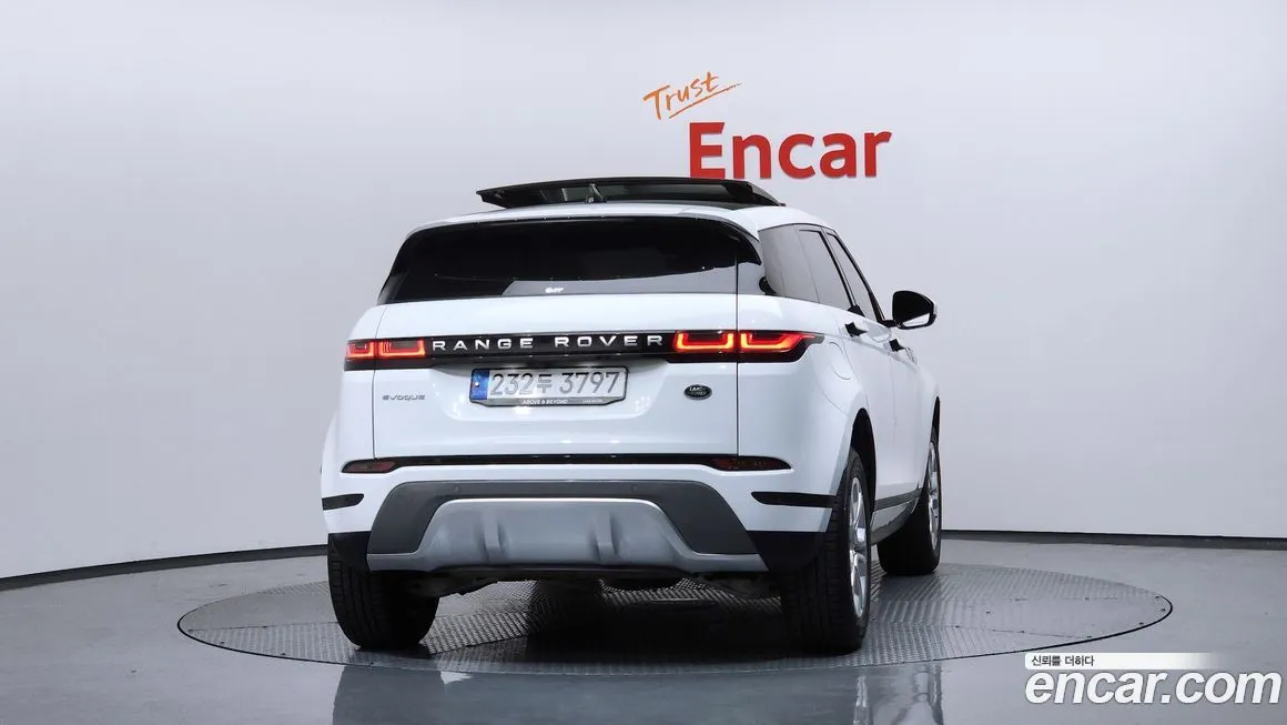 Land Rover Range Rover Evoque — фото 4