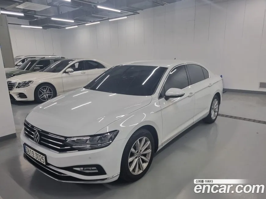 Volkswagen Passat — фото 2